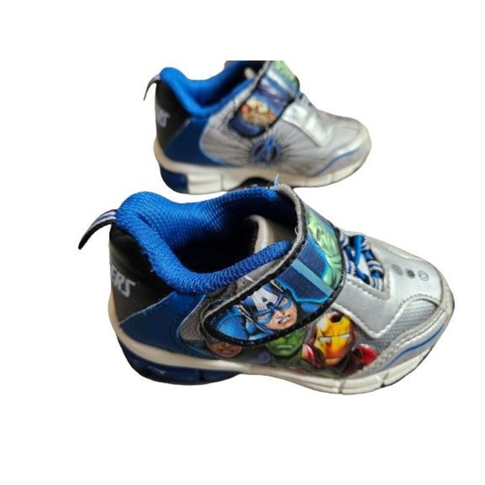 Marvel Avengers Toddler Boy Light Up Sneakers Shoes Size 7 Iron Man Hulk Captain